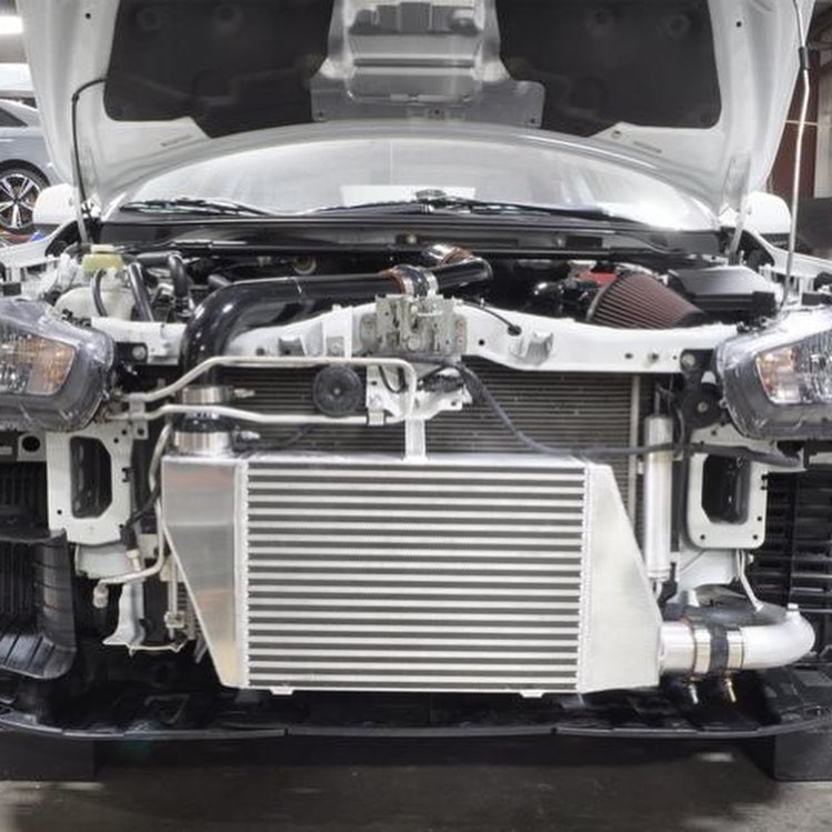 Competition Front Intercooler Lancer Evo X kaufen Maxspeed Motorsport