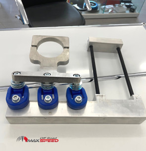 JB Iveco Auspuff Support