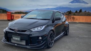 TOM`S Frontbumper Yaris GR  2020